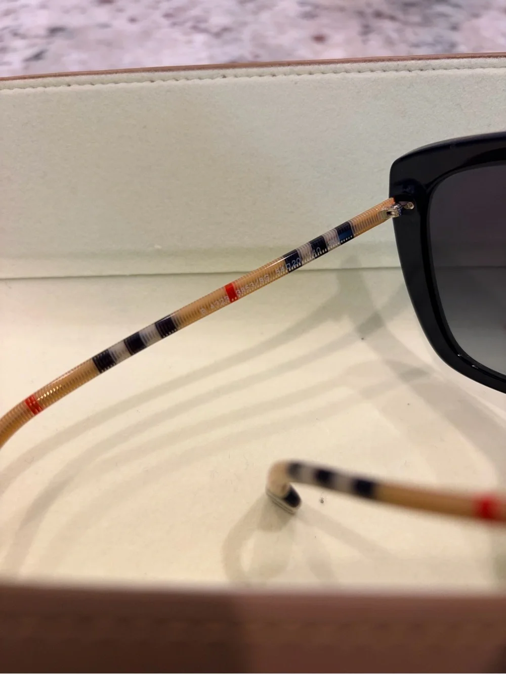 Burberry Black Cat-Eye Sunglasses with Beige Check Arms